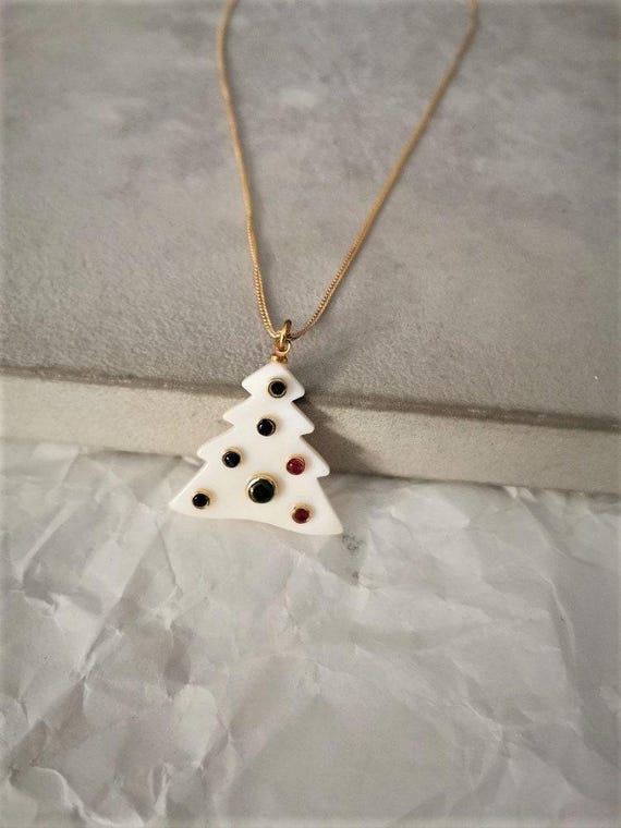 Weihnachtsbaum Kette, Perlmutt Weihnachtsbaum Anhänger an vergoldeter, silberner Kette, bunt, Perlen Weihnachtsbaumkette