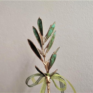 Olive branch sculpture, olive twig favour, electroplated olive twig with brass and copper patina, greek olive sculpture in gold-green-blue