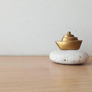 Cruise ship miniature, brass ship on stone, modern cruise ship art object, tiny greek cruise ship sculpture, vintage brass boat miniature