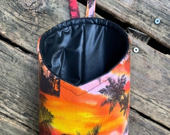 Fabric Hanging basket in tropical print, faux leather basket, palm tree decor, room organizer, cosmetics holder, gift basket, surf decor