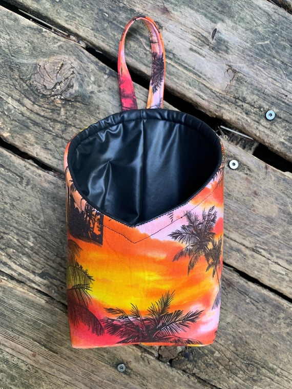 Fabric Hanging basket in tropical print, faux leather basket, palm tree decor, room organizer, cosmetics holder, gift basket, surf decor