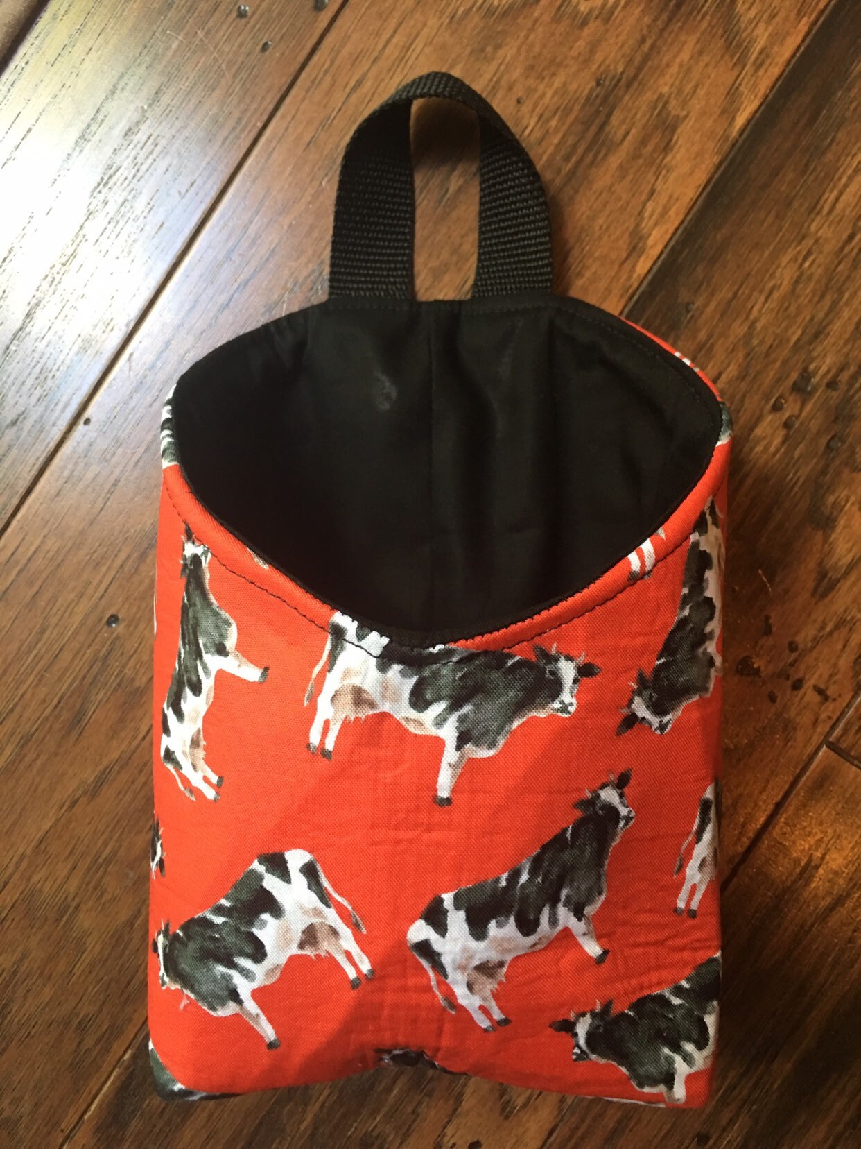 Hanging basket, fabric basket, gift basket, hanging basket with cows