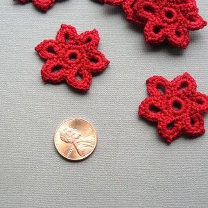 5 Crochet Flower Appliques 1-3/8 inch Diameter, in Bright Red image 2