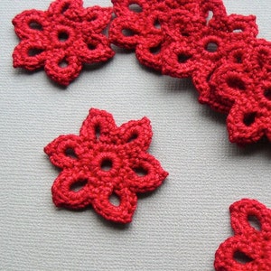 5 Crochet Flower Appliques 1-3/8 inch Diameter, in Bright Red image 3