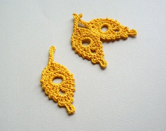 3 Crochet Leaf Appliques -- Gold Willow Leaves