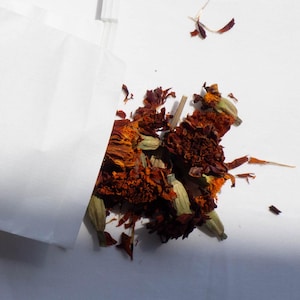 Marigold Flowers | Red Dried Raw French Marigold Flowerheads for Natural Plant Dyeing, Steam Dyeing, Ecoprinting, Bundle Dyeing, Natural Dye