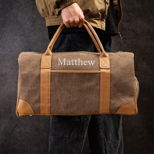 Sac de voyage brodé personnalisé pour homme, sac de week-end personnalisé, sac polochon cadeau garçons d'honneur, meilleur sac pour homme, sac de voyage en toile personnalisé, cadeau homme