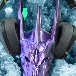 Support pour casque Sauron