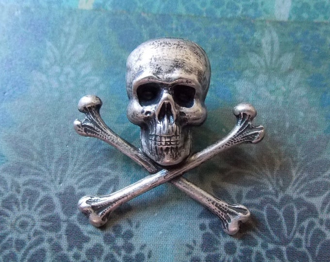 Larger Antiqued Silver Plated Skull and Crossbones Lapel Pin or Tie Pin, Tie Tack, Goth Brooch with Gift Box