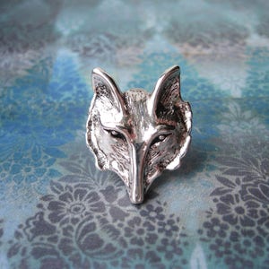 Antiqued Silver Fox Brooch: Handsome Lapel Pin, Tie Tack