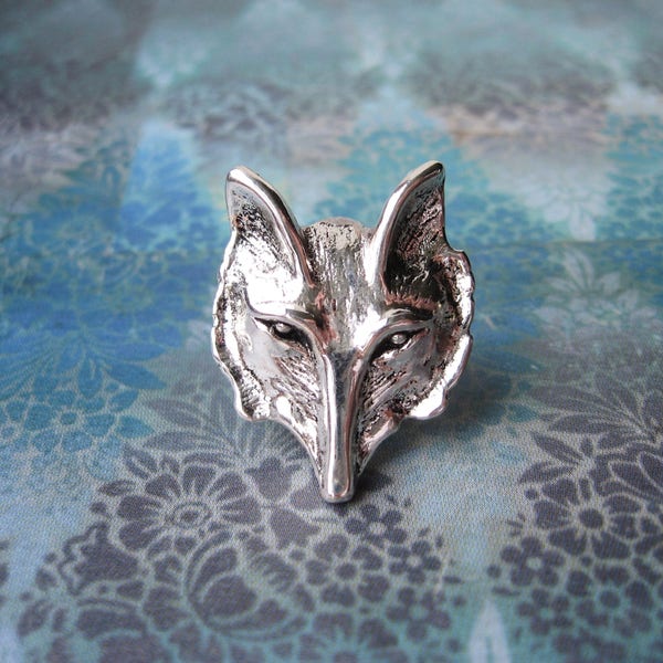 Rufus - The Handsome Antiqued Silver Plated Fox Brooch, Lapel Pin or Tie Pin, Tie Tack with Gift Box, Gift for Dad