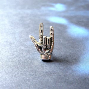 Antiqued Silver Plated I Love You Hand Sign Tie Pin - Lapel Pin image 4
