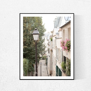 París Fotografía, Otoño en Montmartre, persianas azules, Tejados parisinos, Arte de la Muralla de París, Francia, Decoración de la pared francesa, Balcón con flores