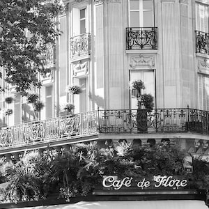 Paris Photography, Cafe de Flore in St Germain Des Pres, Classic Paris Cafe, zwart-wit fotografie, Parijse keukenkunst