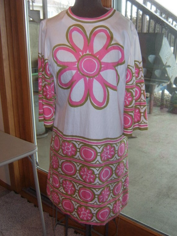 Vera Neumann Vintage Size 10 Dress Pink and White… - image 1