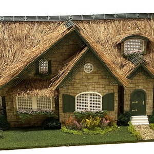 New 1:48th Complete Kit – Quarter Inch Scale Emerie’s Thatched Roof Cottage Kit