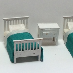 1:48 Quarter Inch Scale Modern Child&#39;s Room Furniture Kit