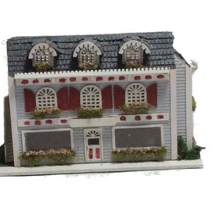 Complete Kit - 1:144 Scale Victorian Store Front House