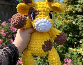 Crochet Giraffe Plush / Handmade Giraffe Stuffed Animal / Amigurumi Giraffe / Cute Plushie Gift / Nursery Decor / Baby Shower Gift
