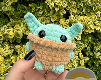 Handmade to Order Baby Alien Plushie Keychain, Keyring, Bag Charm, Backpack Buddy
