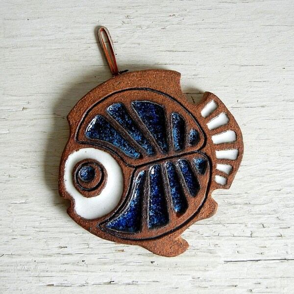 Victoria Littlejohn Ceramic Trivet | Oregon Artist | Pottery Fish Trivet | 1970s Ceramic Art Pottery