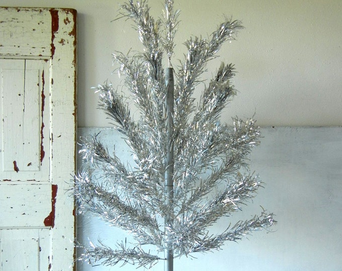 Vintage Silverline Aluminum Tinsel Pom Pom Christmas Tree 4 Etsy
