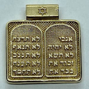 18k Solid Gold Ten Commandment Menorah Judaica Pendant