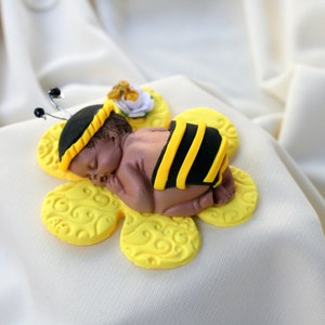 Baby Bee Gender Reveal Cake Topper - Gold Glitter Bumble Bee & Honeycomb Decor For Boy Or Girl Baby Shower