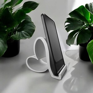 heart cell phone holder