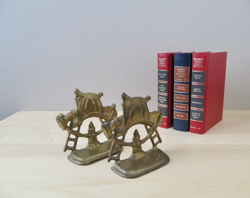 pair solid brass bookends fire fighter hat hose hydrant ladder gift for everyday hero imagem 4