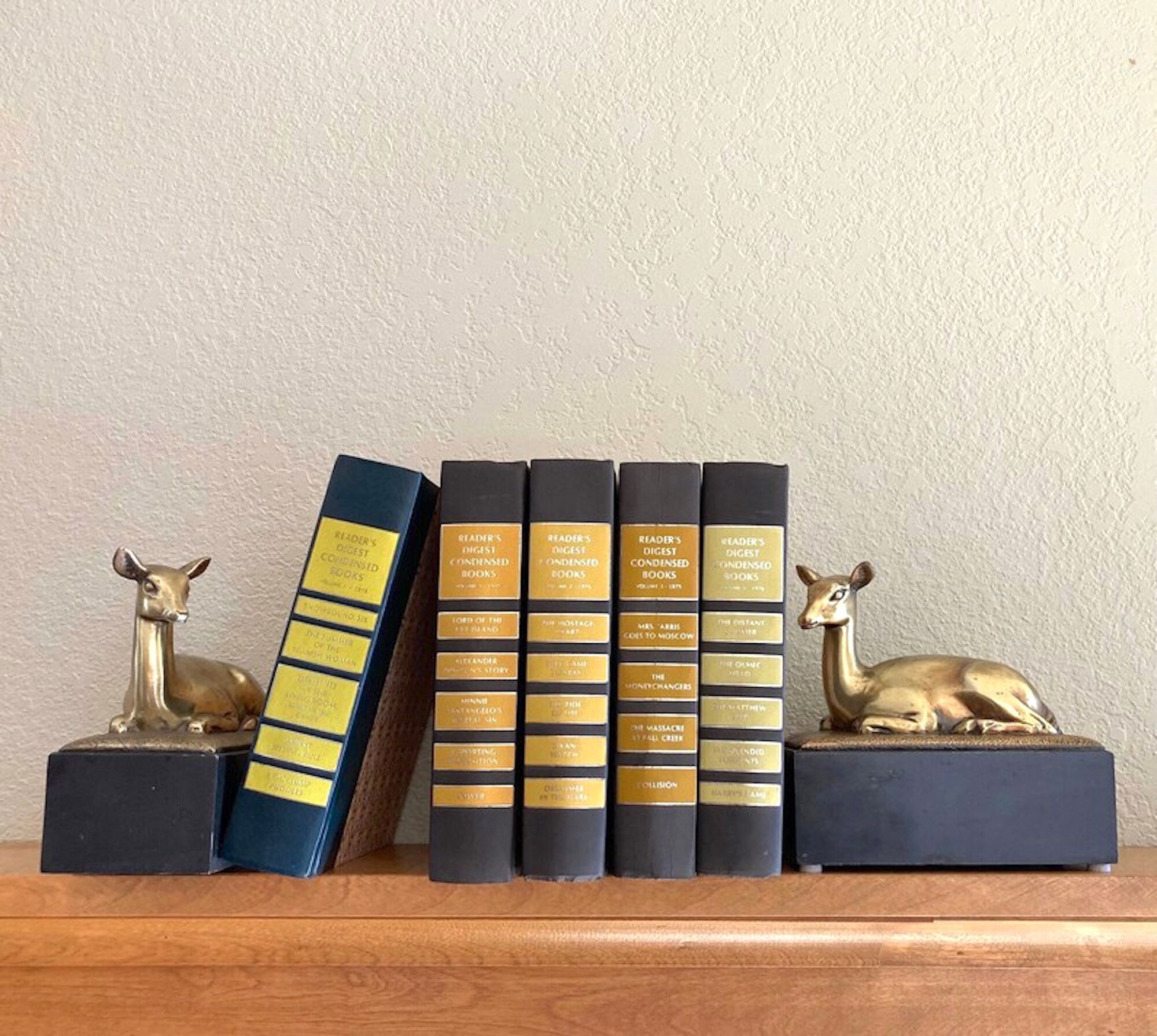 Mismatched Pair of Vintage Brass Shell Bookends, Seashells, Carolina Brass,  Library, Book 