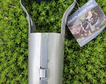 Easy release bulb planter