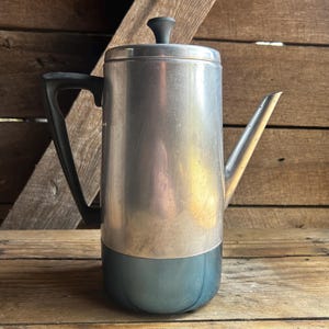 Vintage Mirro-Matic Percolator: Mid-Century Modern Aluminum Coffee Pot (Decorative)