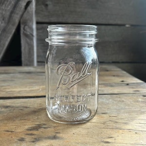 Ball Perfect Mason Jar Pint vierkant geribbeld glas | Keukenopberger voor verzamelaars | Retro woondecoratie | Modern glaswerk uit het midden van de eeuw