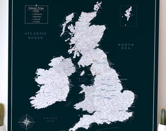 UK & Ireland Push Pin Map – Personalized Canvas Map – Travel Tracker Board –  Minimalist Design in Black, Grey and White - 100 Pins inc.