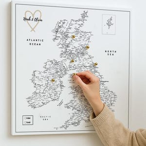 Kaart met punaise van VK en Ierland – gepersonaliseerde canvaskaart – reistrackerbord – minimalistisch ontwerp in zwart-wit - 100 pins inc.