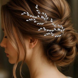 Pearl Hair Pins Wedding Hair Pin Bridal Hair Piece Wedding Hair Accessory Pearl Bridal Hair Jewelry Gold Wedding Hair Piece Bridesmaids Gift