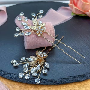 Gold Floral Wedding Hair Pins Bridal Hairpin Wedding Hair Accessory Crystal Hair Comb Bridal Hair Jewelry Wedding Chandelier Earrings