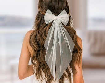 Bridal Pearl Bow Veil Bachelorette Party Pearl Veil Wedding Veil Bow Pre-Wedding Accessory Wedding Hair Accessories for Bride Shower Gift