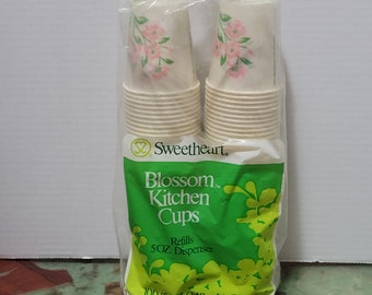NOS Vintage 1985 Sweetheart Blossom Kitchen Cups 100 5oz Pink Floral 1980s Set Prop Cottage Core