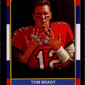 Tom Brady Sports Journal Speciale Carta di pensionamento solo 1000 realizzati New England Patriots Tampa Bay Buccaneers
