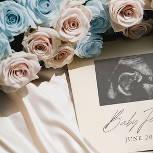 Gender Neutral Baby Announcement Digital, Simple Gender Neutral Baby Reveal, Floral Pregnancy Announcement, Simple Pregnancy Announcement