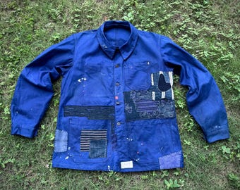 Giacca da lavoro francese vintage degli anni '50 rielaborata con patchwork boro