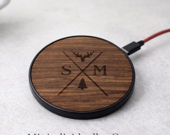 Personalized wireless charger with real wood front – laser engraving, gift for office & home office