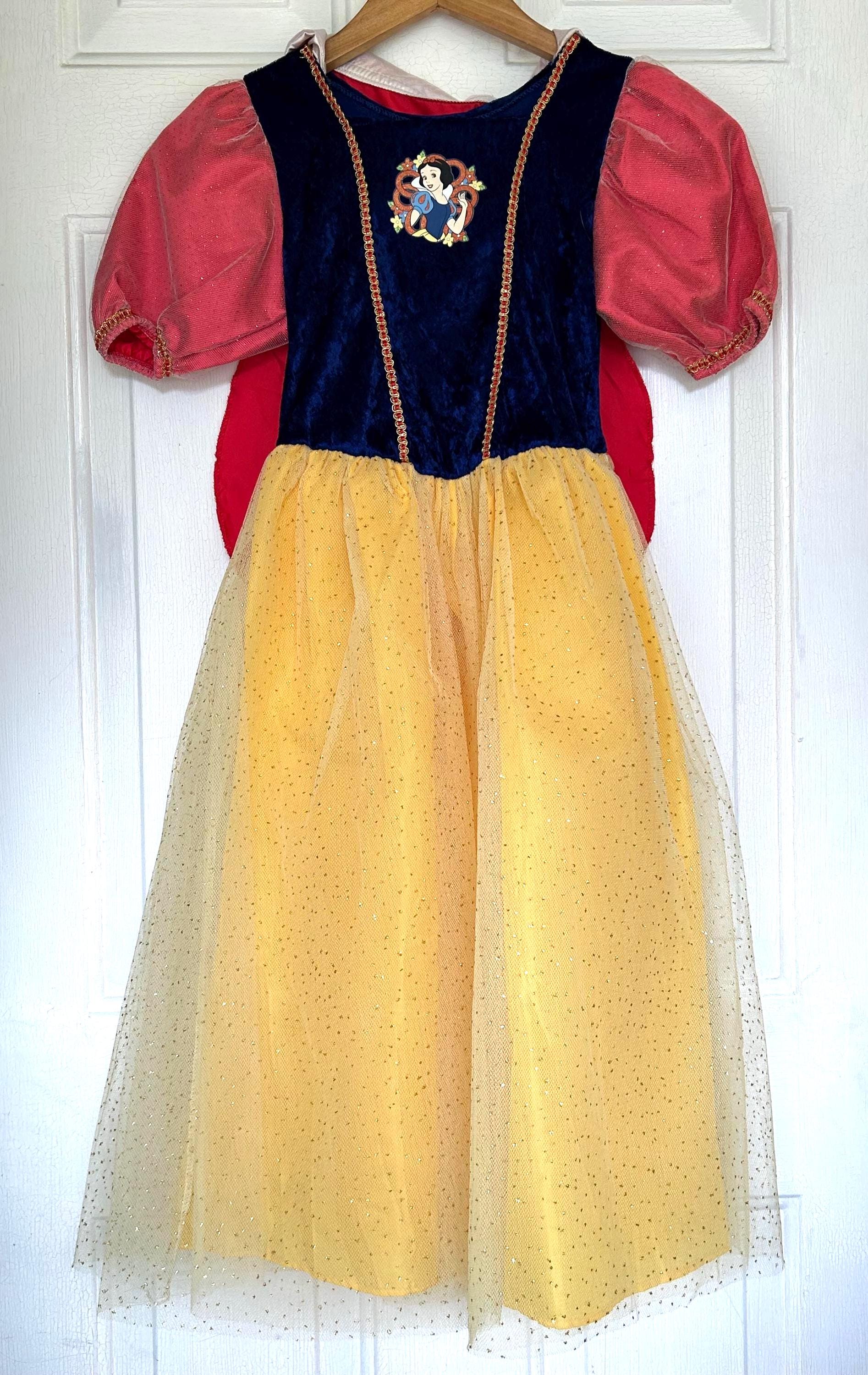 Vintage Snow White Costume - Disney Store, Child Size 8/10