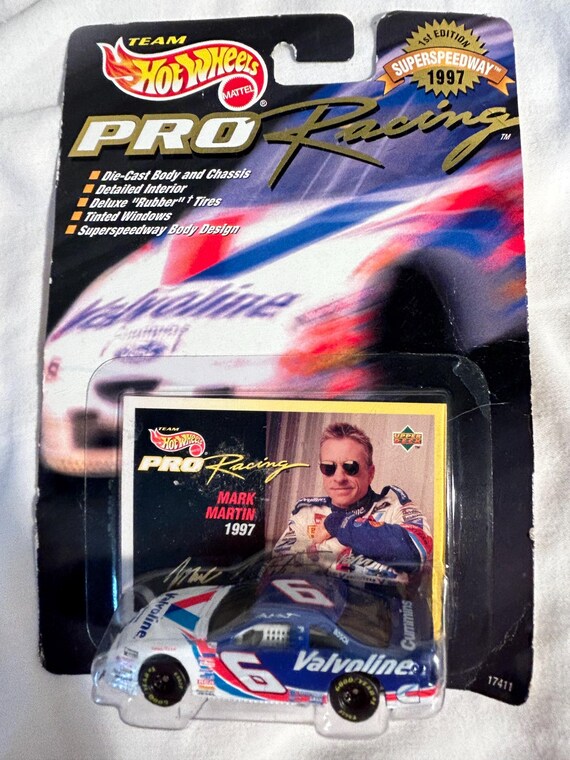 Vintage Mark Martin #6 Die-cast Car: 1997 Hot Wheels Pro Racing