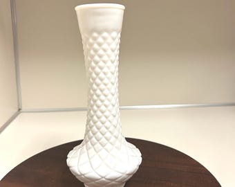 Jarrón de pedestal vintage de vidrio lechoso: jarrón de capullo con patrón de rombos de 23 cm