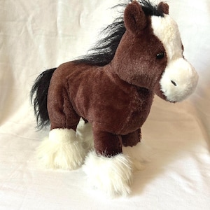 Vintage Ganz WEBKINZ Clydesdale Horse HM139 no code no tag 9&quot; super soft plush stuffed animal Great Condition
