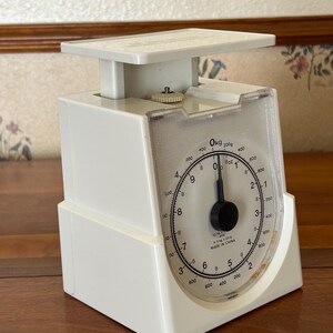 Vintage Kitchen Food Scale 7" Tall - Countertop Scale - Analog Dial - Etsy