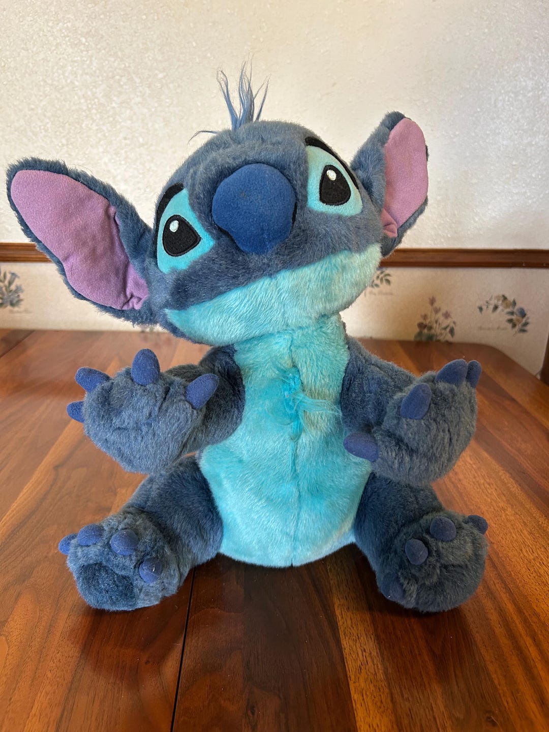 Disney Lilo & Stitch - Large Stitch Plush 13